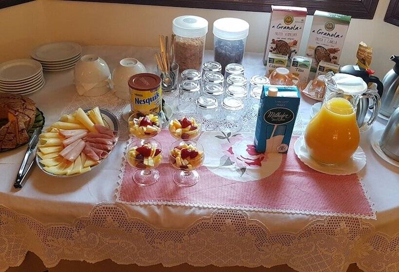 بنسيون Casa Marques