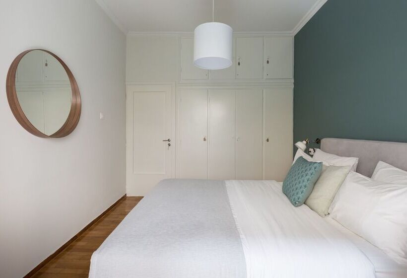 Sleek Flat In Central Syntagma By Upstreet