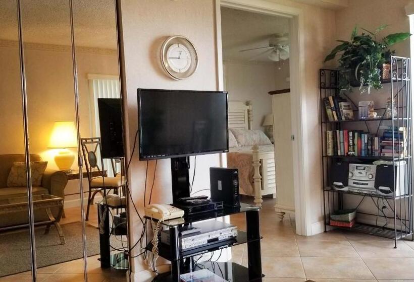 Gulf Strand Resort By Travel Resort Services