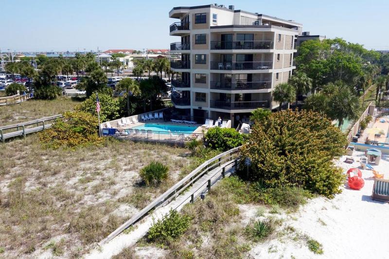 Gulf Strand Resort By Travel Resort Services