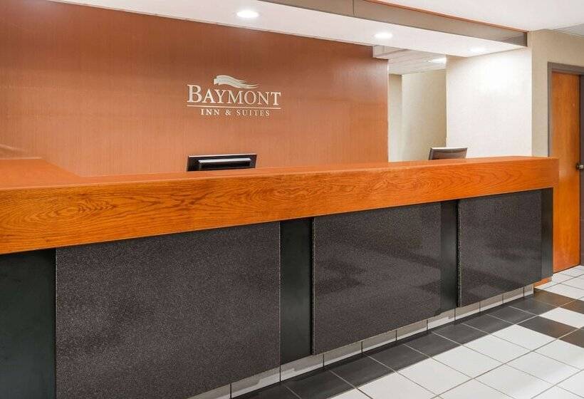 בית מלון כפרי Baymont By Wyndham Clarksville Northeast