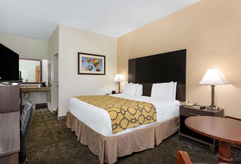 בית מלון כפרי Baymont By Wyndham Tallahassee