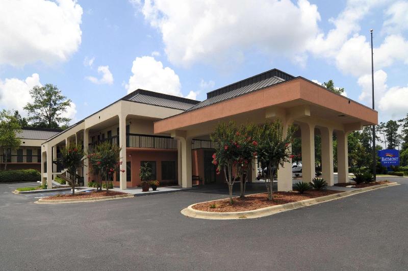 فندق Baymont By Wyndham Tallahassee