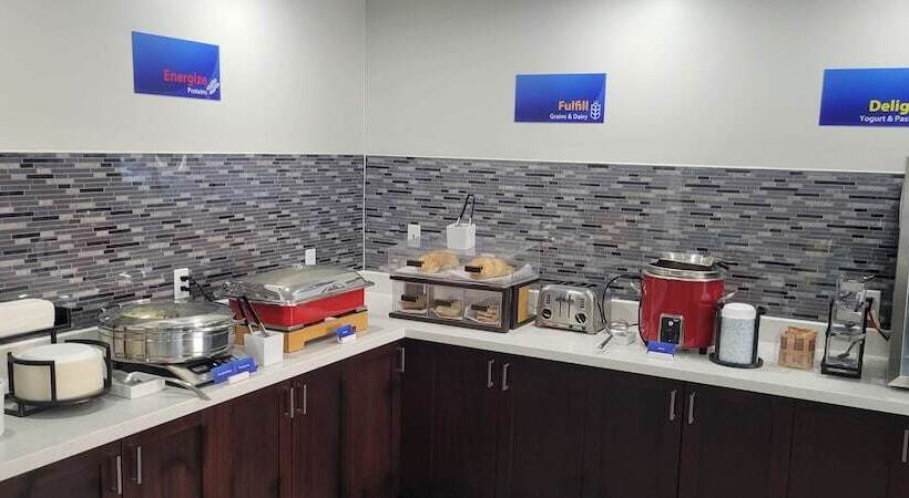 هتل Best Western Heartland Inn