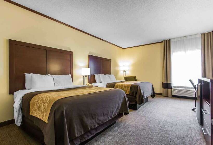 هتل Comfort Inn & Suites Ardmore