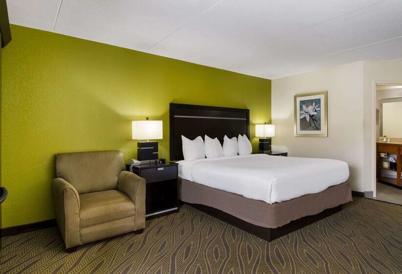 Отель Comfort Inn