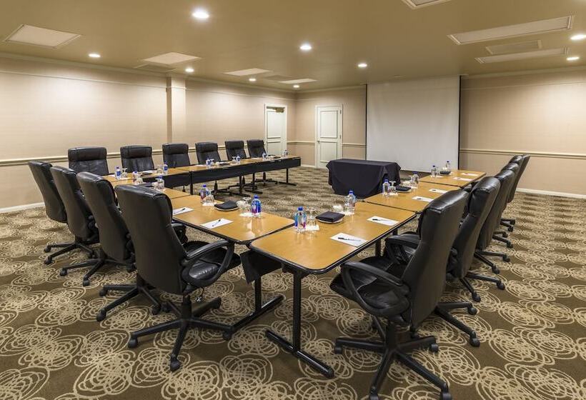 Cooper Hotel Conference Center & Spa