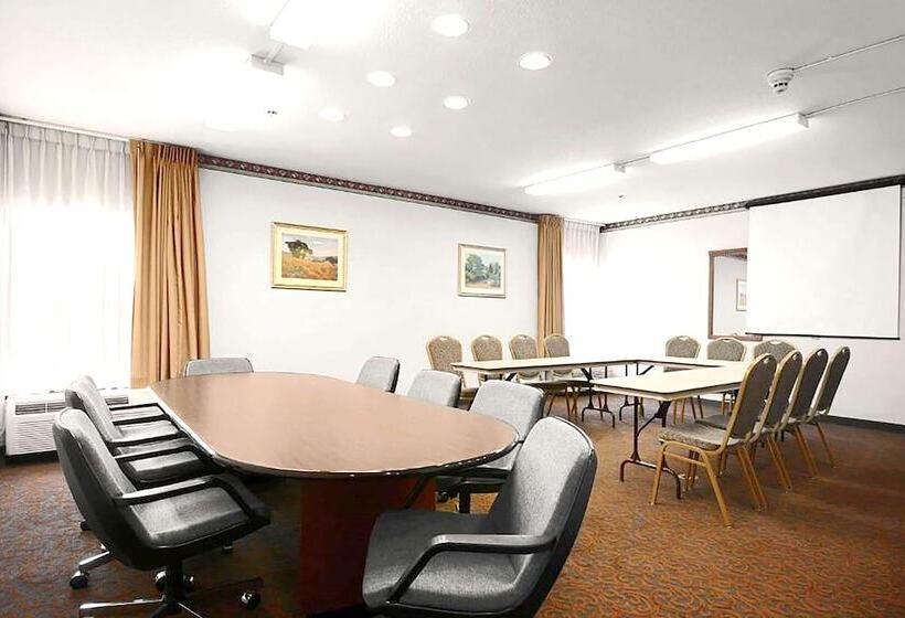 호텔 Coratel Inn & Suites By Jasper New Braunfels Ih 35 Ext 189