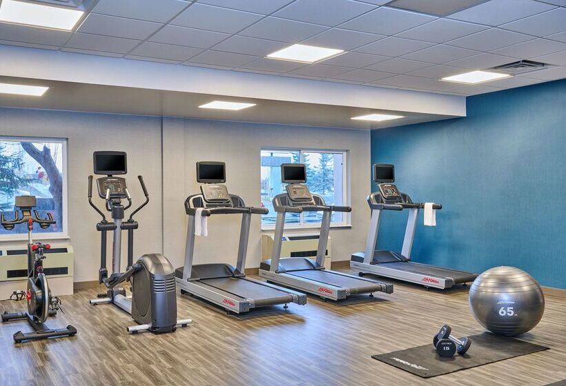 هتل Hampton Inn Anchorage