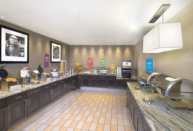 هتل Hampton Inn & Suites Annapolis