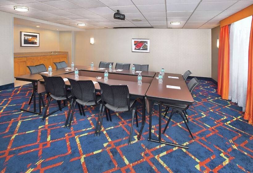 هتل Hampton Inn & Suites Annapolis