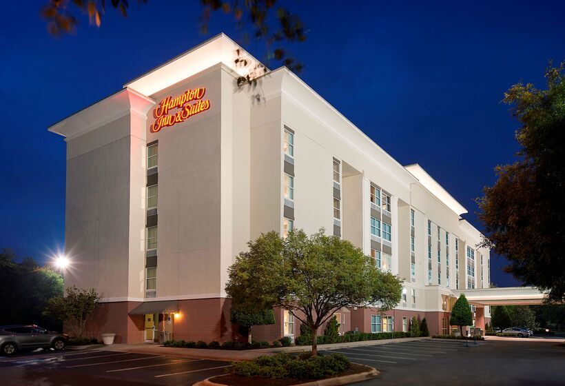 Отель Hampton Inn & Suites Charlotte/pineville