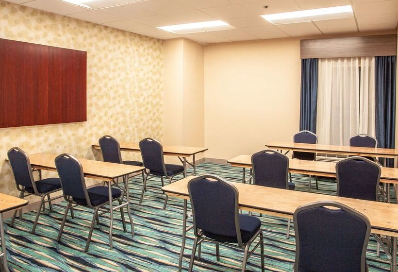 فندق Hampton Inn & Suites Jackson Coliseum
