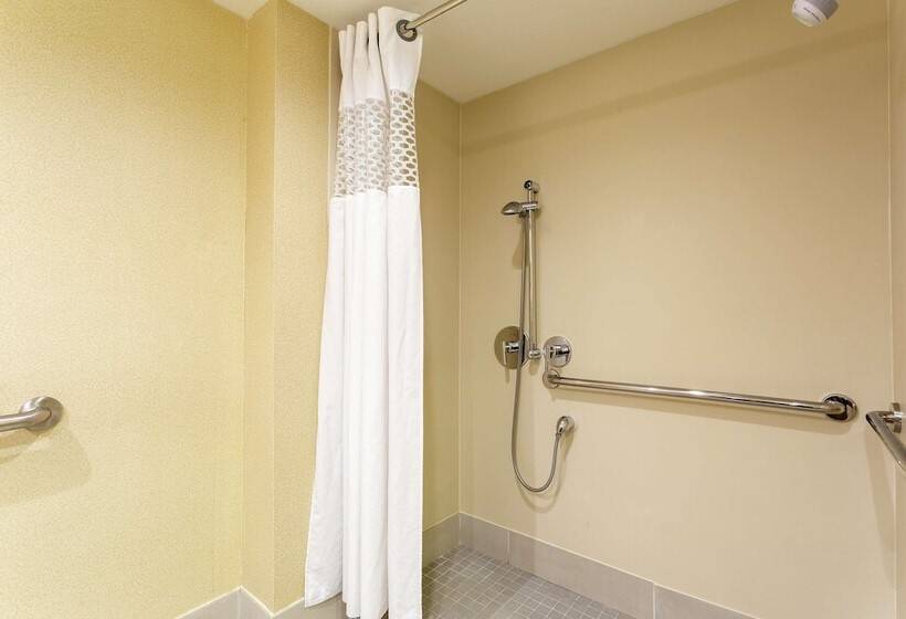 Отель Hampton Inn & Suites Venice Bayside South Sarasota