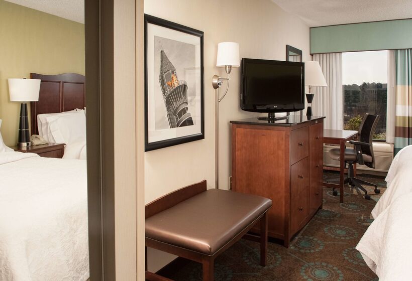 هتل Hampton Inn Atlantanorth Druid Hills