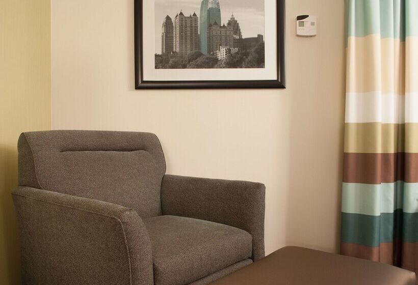 هتل Hampton Inn Atlantanorth Druid Hills