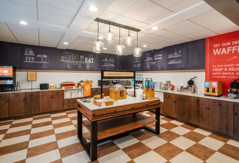 בית מלון כפרי Hampton Inn Bardstown