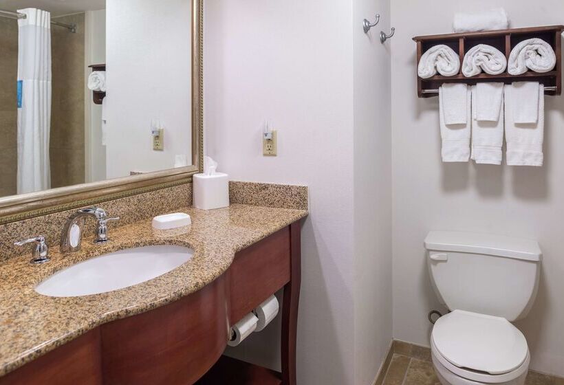 هتل Hampton Inn Columbia Northeastfort Jackson Area