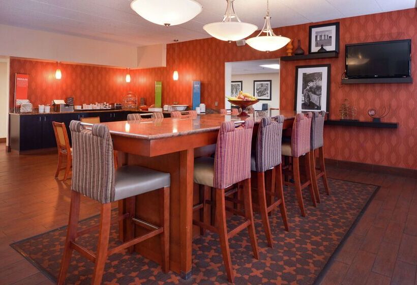 호텔 Hampton Inn Columbus East