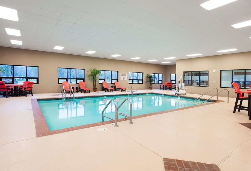 Отель Hampton Inn Columbus/taylorsville/edinburgh
