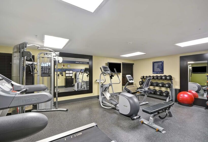 호텔 Hampton Inn Detroit/northville