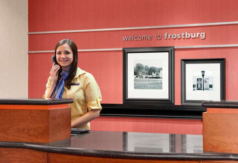 호텔 Hampton Inn Frostburg
