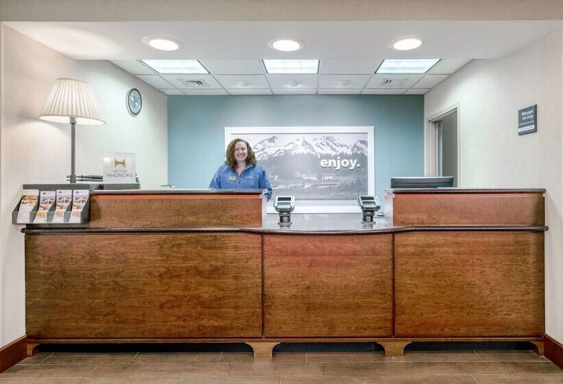 호텔 Hampton Inn Frostburg