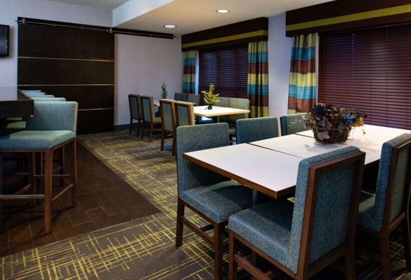 Отель Hampton Inn Glenwood Springs