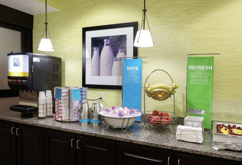فندق Hampton Inn Houma