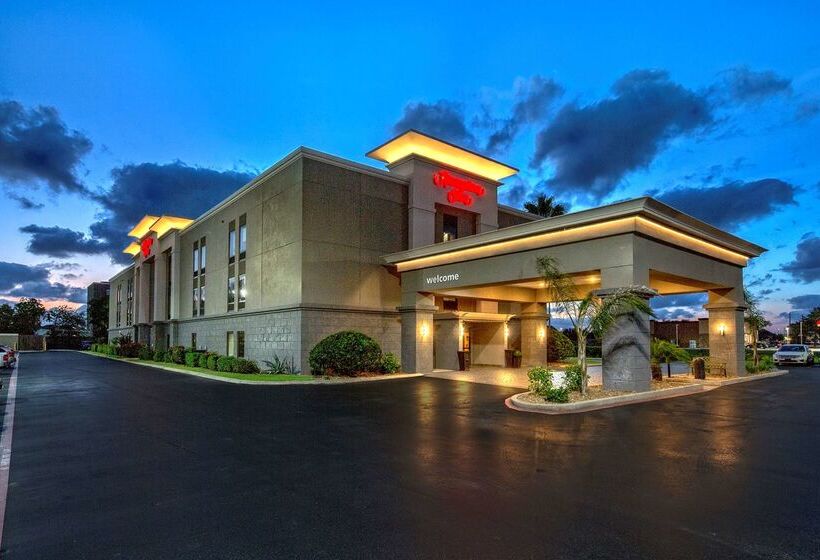 בית מלון כפרי Hampton Inn Houston Baytown