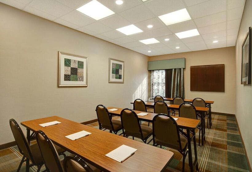 هتل Hampton Inn Huntsville Arsenal/south Pkway