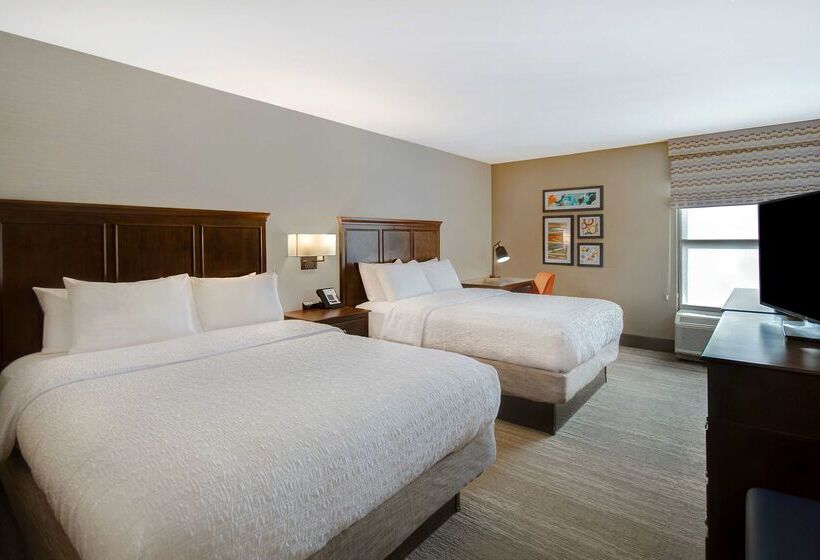 هتل Hampton Inn Huntsville Arsenal/south Pkway