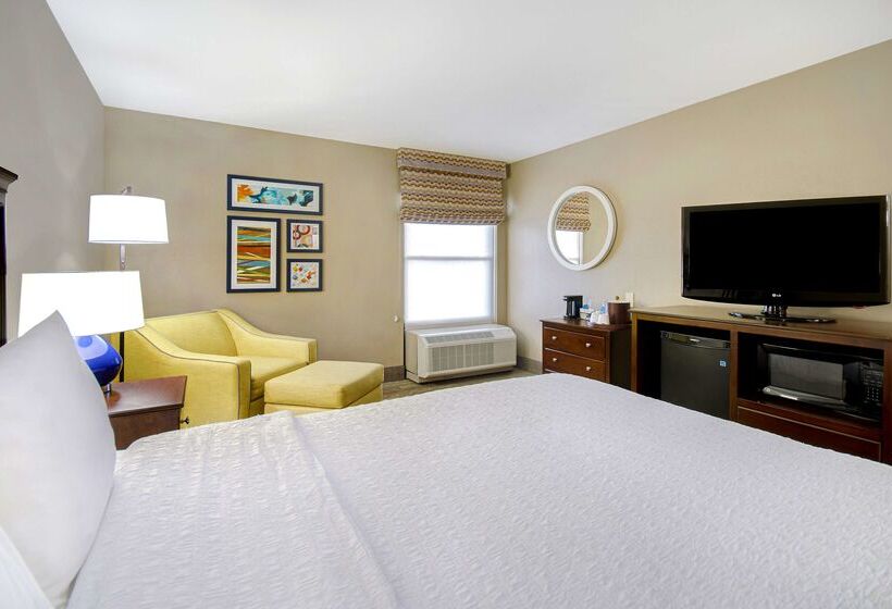 هتل Hampton Inn Huntsville Arsenal/south Pkway