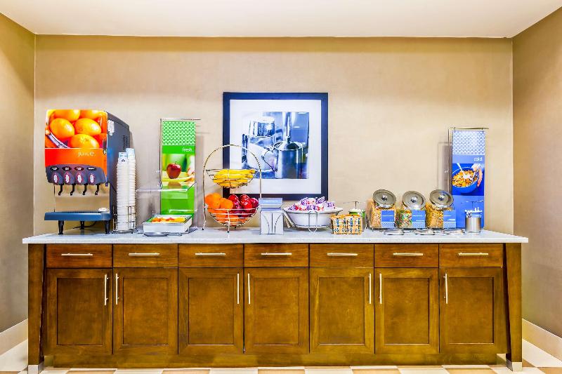 هتل Hampton Inn Huntsville Arsenal/south Pkway