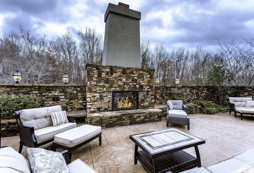 هتل Hampton Inn Madison Huntsville Airport