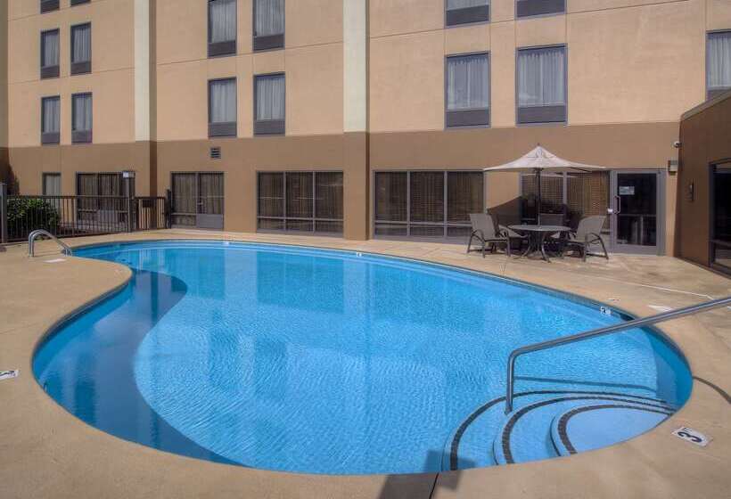 فندق Hampton Inn Kingsport