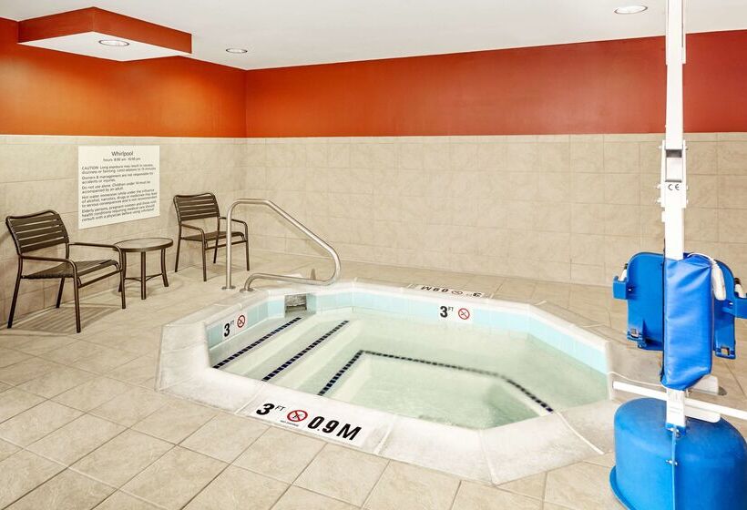 בית מלון כפרי Hampton Inn Lafayette