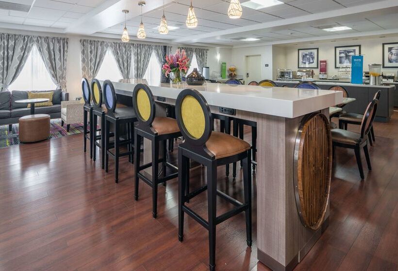 בית מלון כפרי Hampton Inn Livermore