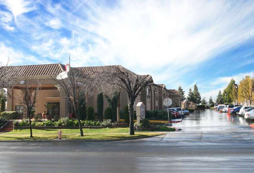 בית מלון כפרי Hampton Inn Livermore