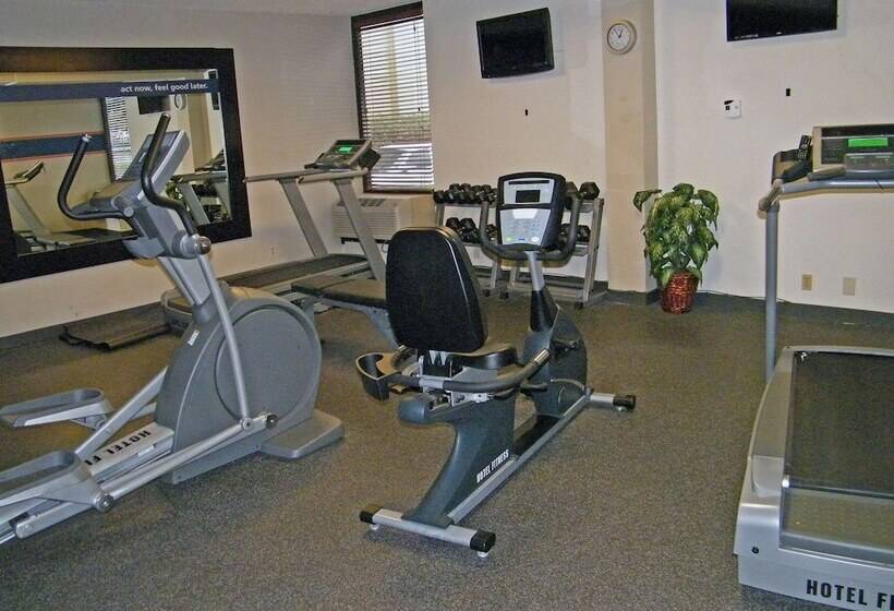 هتل Hampton Inn Norfolk/chesapeake