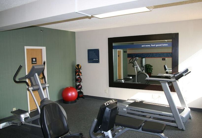 هتل Hampton Inn Norfolk/chesapeake