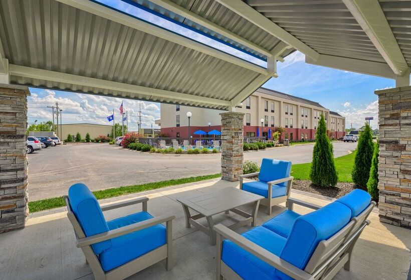 בית מלון כפרי Hampton Inn Owensboro South
