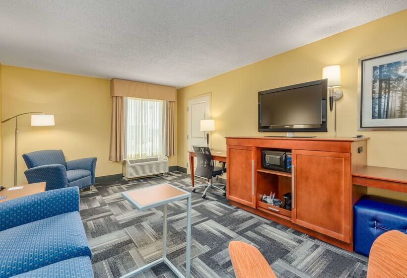 בית מלון כפרי Hampton Inn Owensboro South