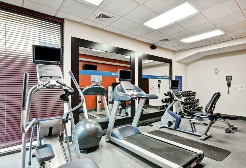 בית מלון כפרי Hampton Inn Scranton At Montage Mountain