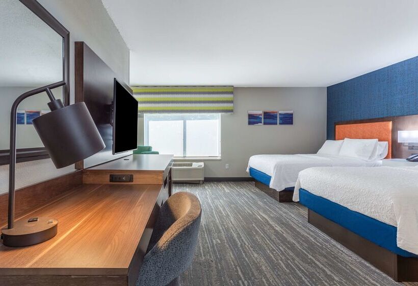 هتل Hampton Inn Sioux Falls