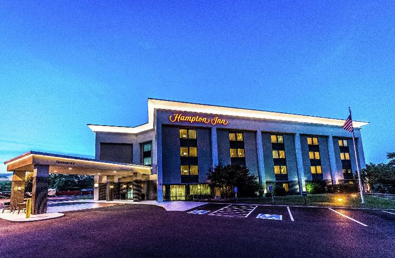 هتل Hampton Inn St. Charles St. Peters