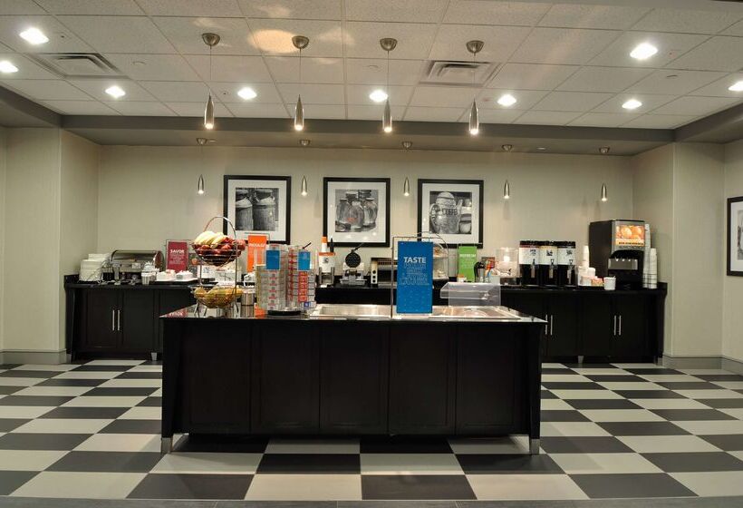 Отель Hampton Inn Stafford/quantico & Conference Center