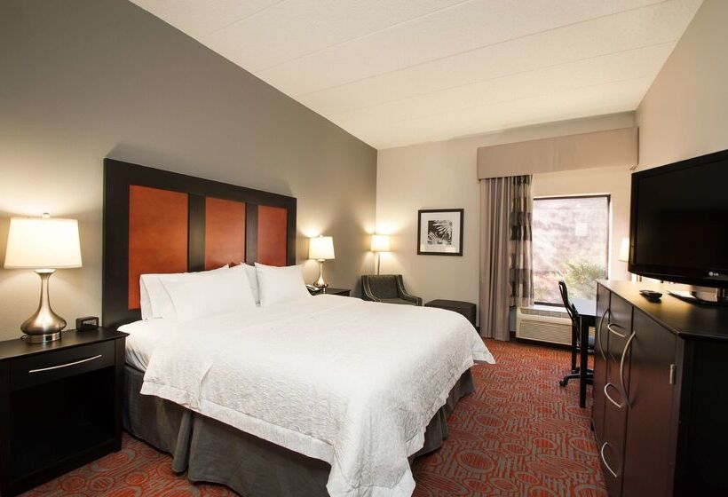 Отель Hampton Inn Stafford/quantico & Conference Center