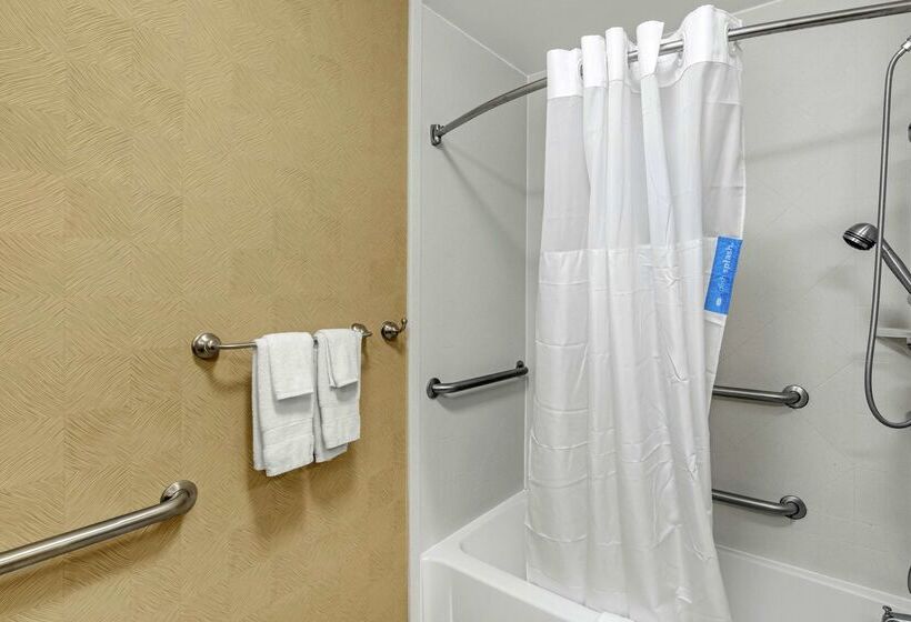 فندق Hampton Inn Starkville