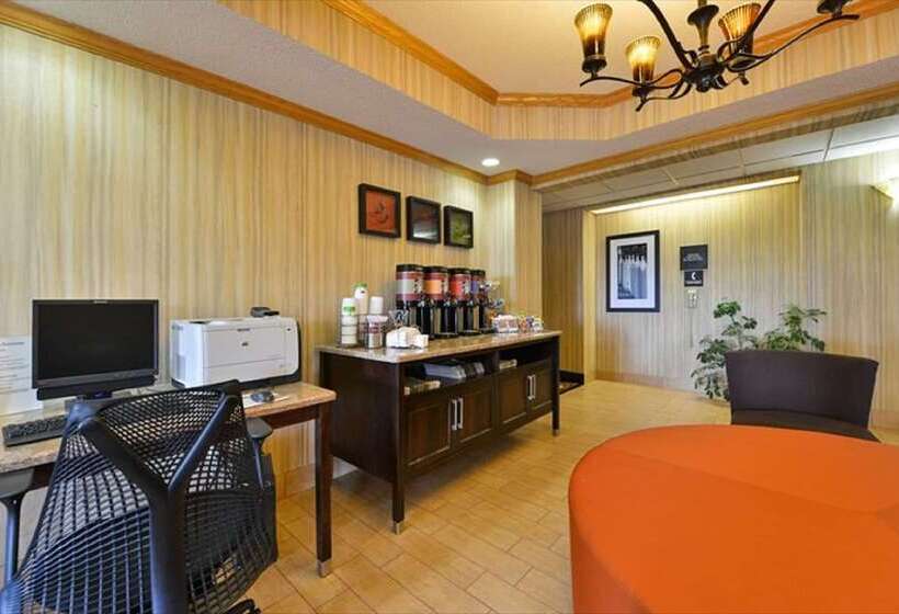 酒店 Hampton Inn Sturgislagrange Area